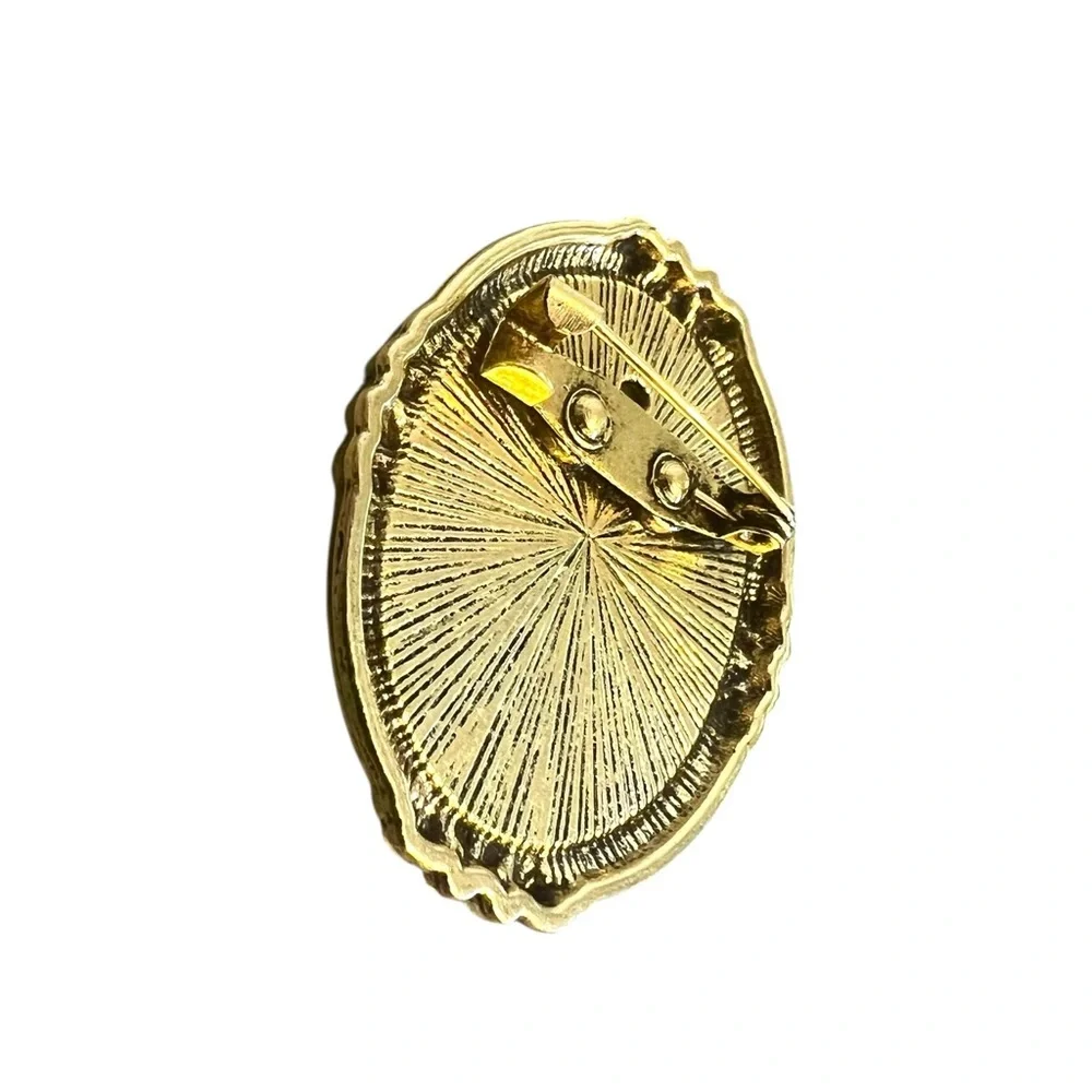 Purple Cameo Gold Tone Brooch